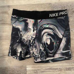 Nike pro